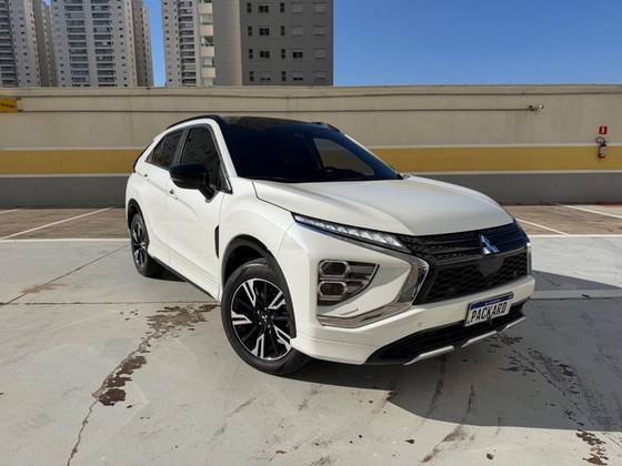 MITSUBISHI ECLIPSE CROSS 1.5 MIVEC TURBO GASOLINA HPE-S S-AWC CVT MITSUBISHI ECLIPSE CROSS 1.5 MIVEC TURBO GASOLINA HPE-S S-AWC CVT